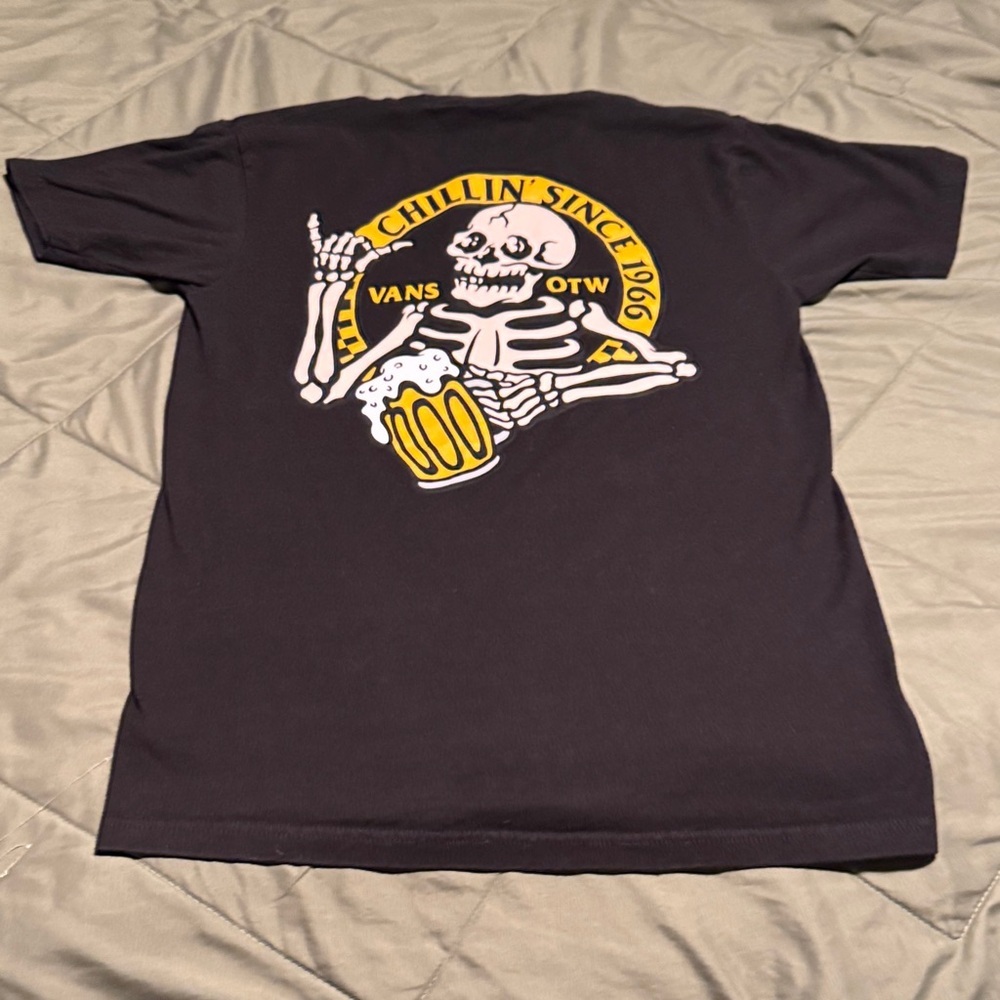 Vans Black Tee with Skeleton Drinking Beer - Picture 4 of 5